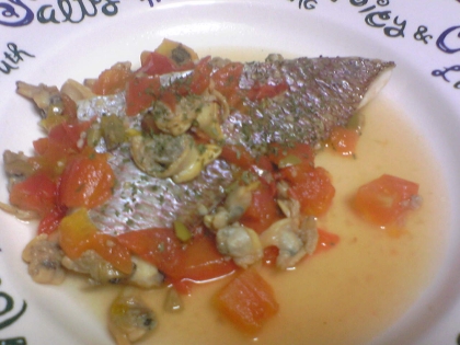 鍋ひとつで簡単！鯛のアクアパッツァ
