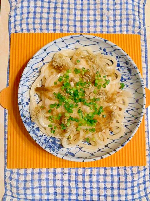 とろろ昆布と長芋のうどん♪