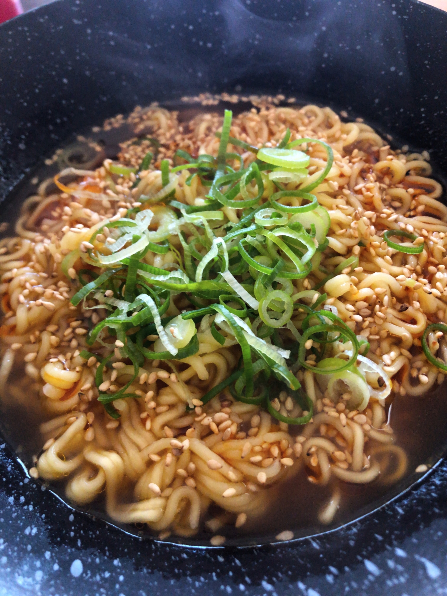 お酢とごまの醤油ラーメン