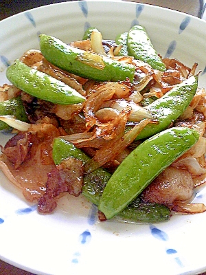 ✿新玉ねぎとスナップえんどうのオイスター炒め✿