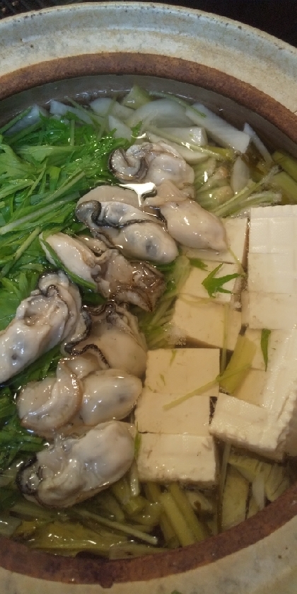 牡蠣・白菜・大根・豆腐で鍋